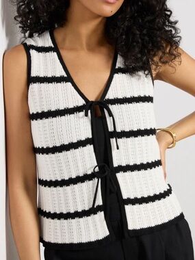 EUC EVEREVE Lou Tie Knit Sweater Tank Ivory Black Stripe Small Retail $88.00